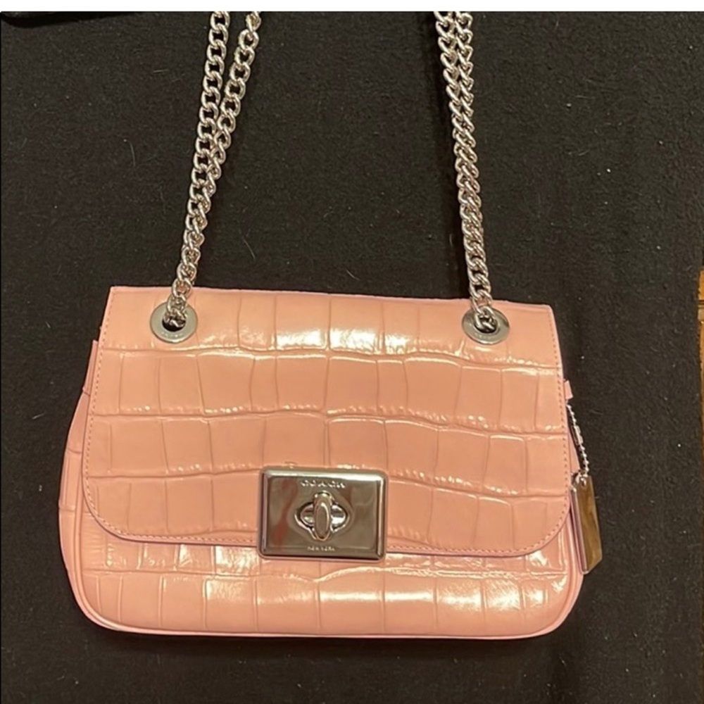 Pink Croc-Embossed Chain Shoulder Bag